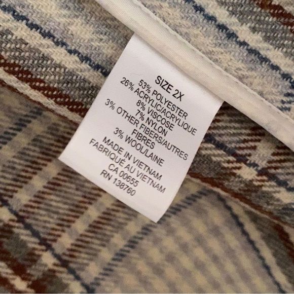 ⭐️Host Pick⭐️ Reitmans: Plaid Shacket With Pockets - Picture 9 of 9